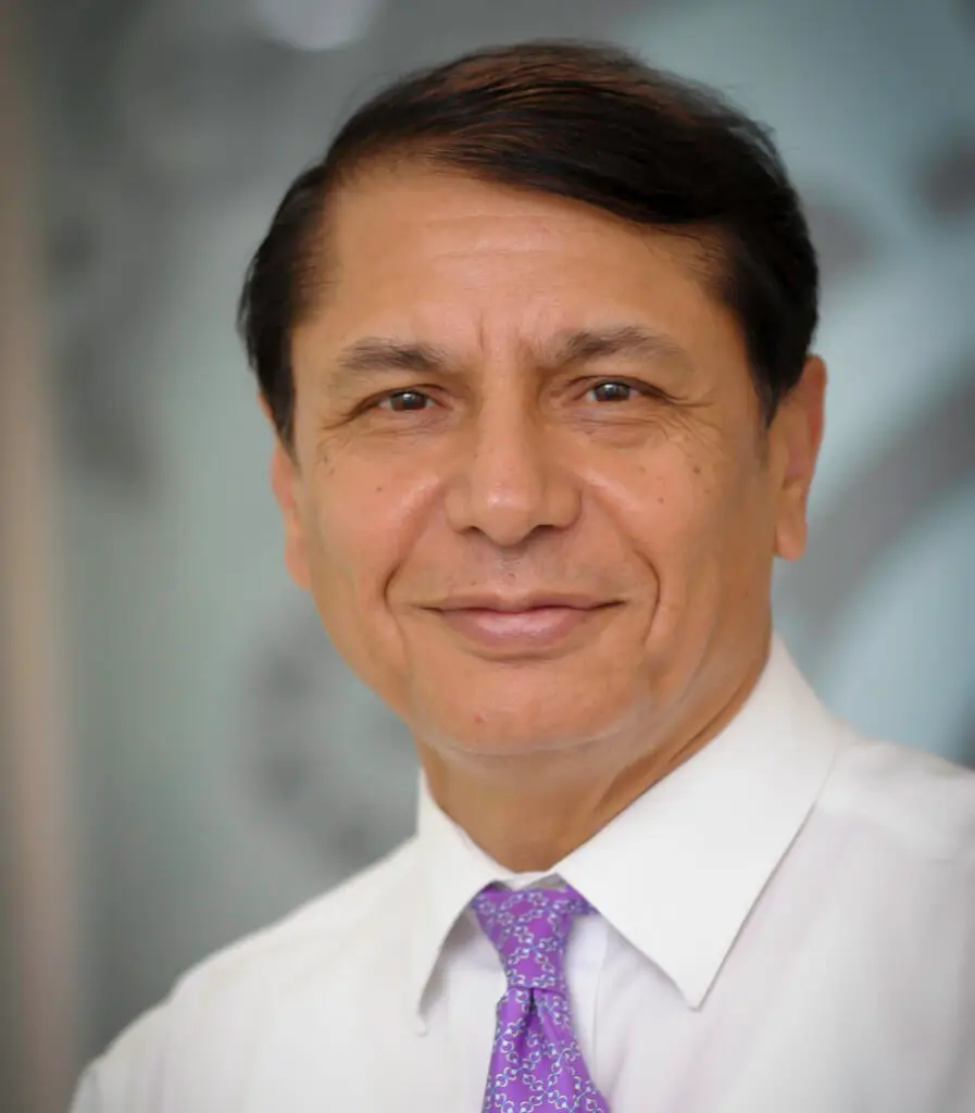 Dr Mahesh Patel – Specialist Oral Surgeon & Implant Dentist