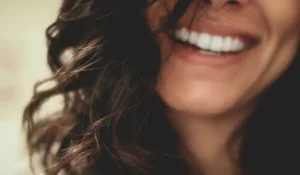 women smilling after teeth whitening